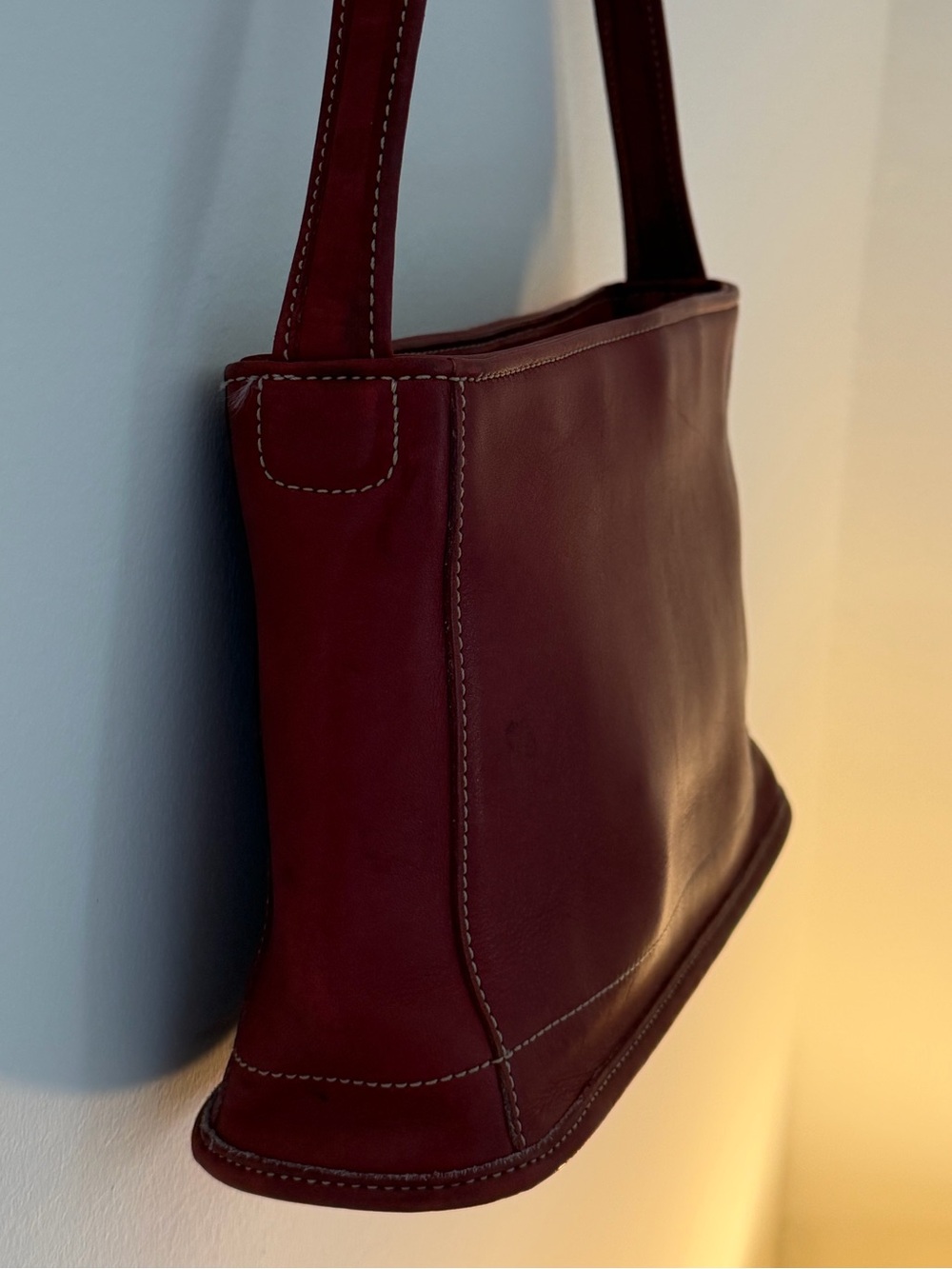 Vintage Coach Red Leather Shoulder Bag - Picture 3 of 9